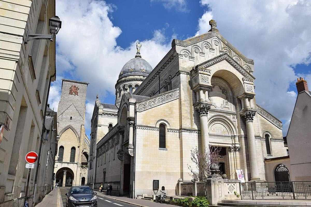 Apartamento L'Historique / Basilique St Martin Tours Exterior foto